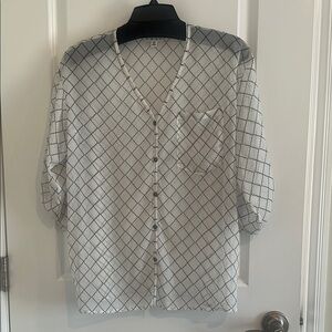 Cabi Women’s White and Black shirt